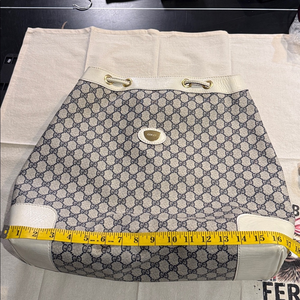 Gucci Vintage GG Canvas Leather Drawstring White and Blue Monogram Tote W/COA - Picture 16 of 16